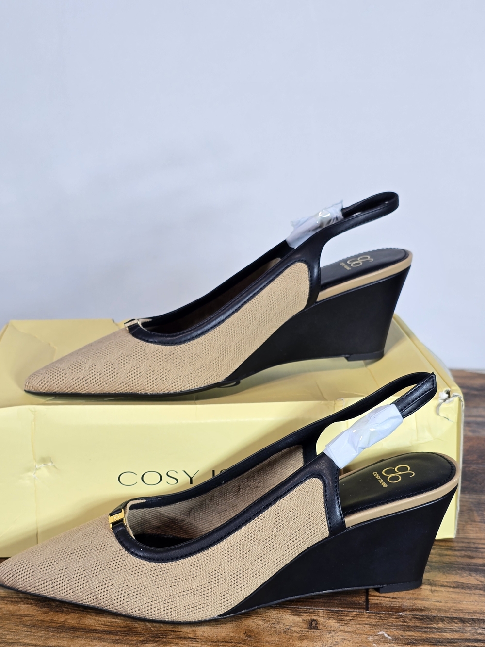Cosy Island Beige Black Wedge Slingback Shoes Size 8.5